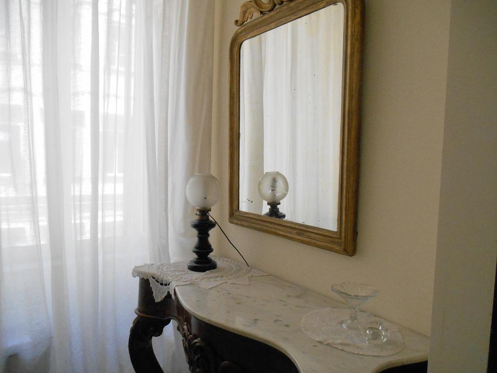Casa Sannazzaro Διαμέρισμα Νάπολη Δωμάτιο φωτογραφία